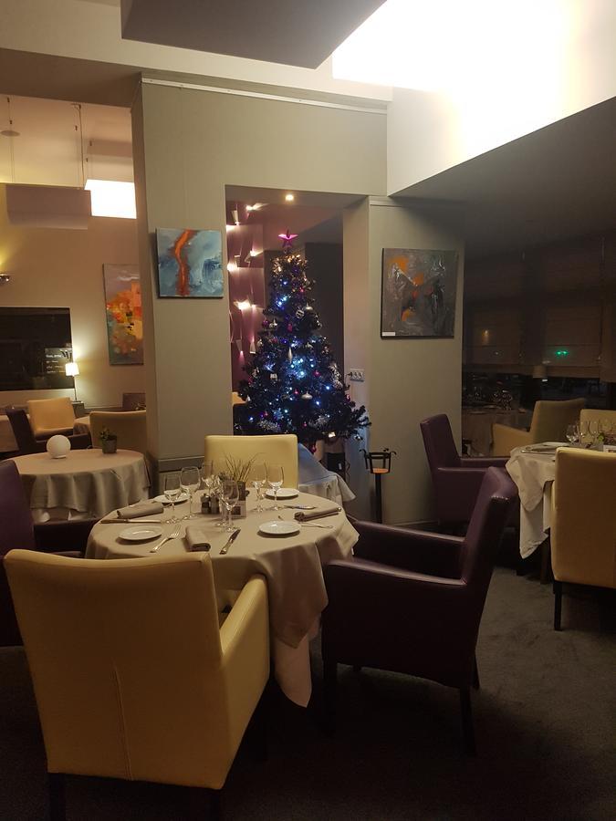 Logis - Hotel Du Nord Et Restaurant La Table D'Elisa Compiègne Exteriér fotografie